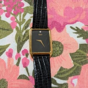 Seiko Gold-Trimmed Black Tank Watch (Runs) Leather Strap Vintage Watch